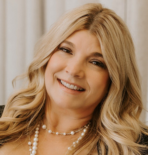 Stefanie Silveira-Chavez